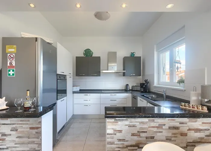 Michaela Βίλα Jadreški